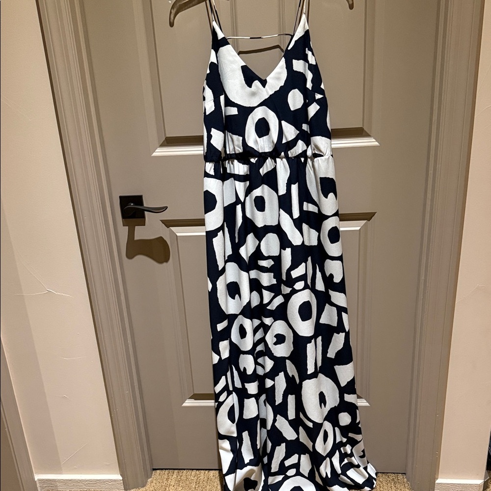 LOFT Navy and White Abstract Maxi Dress